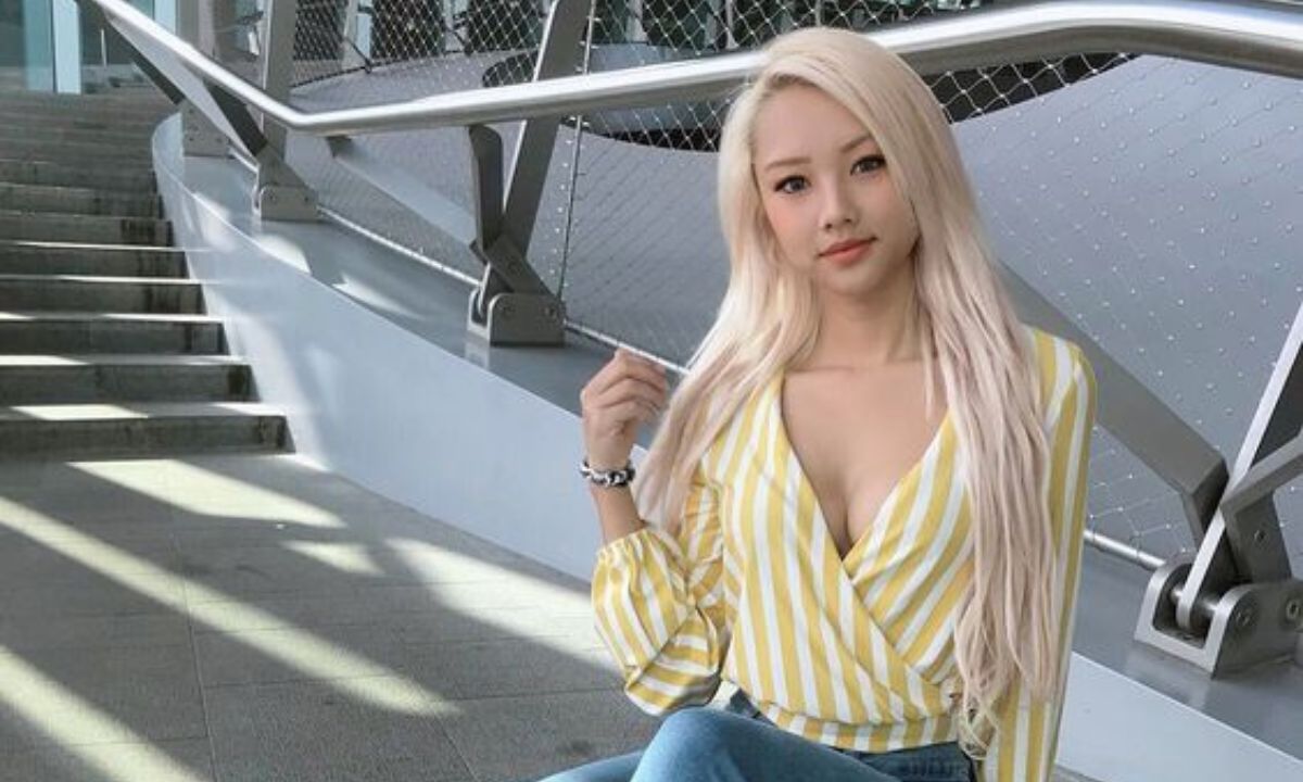 Vyvan. le